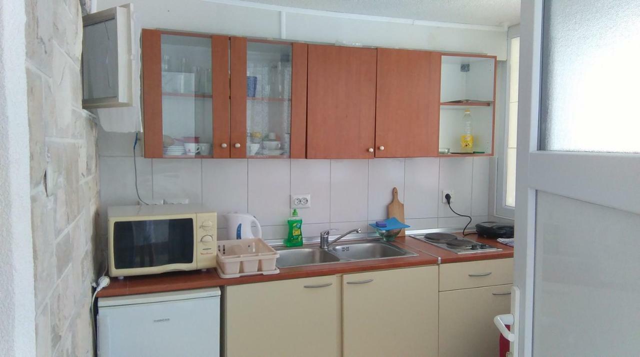 Apartments Loncarevic Слано Экстерьер фото