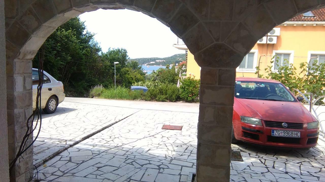 Apartments Loncarevic Слано Экстерьер фото